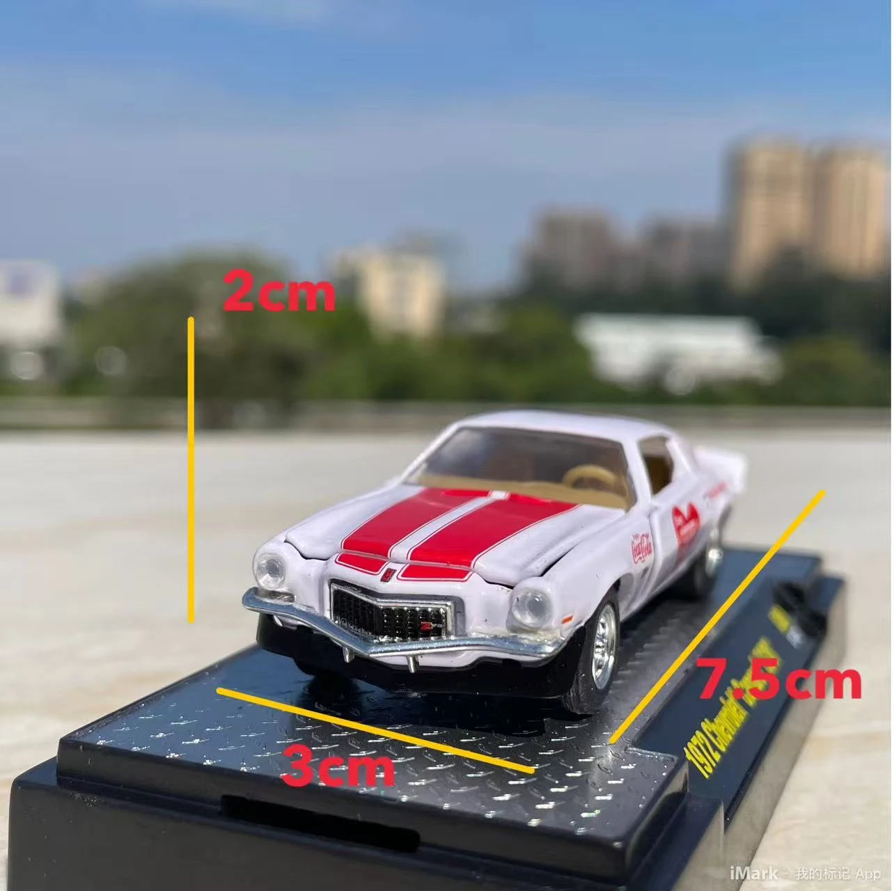 1:64 1972 Chevrolet Camaro Z/28