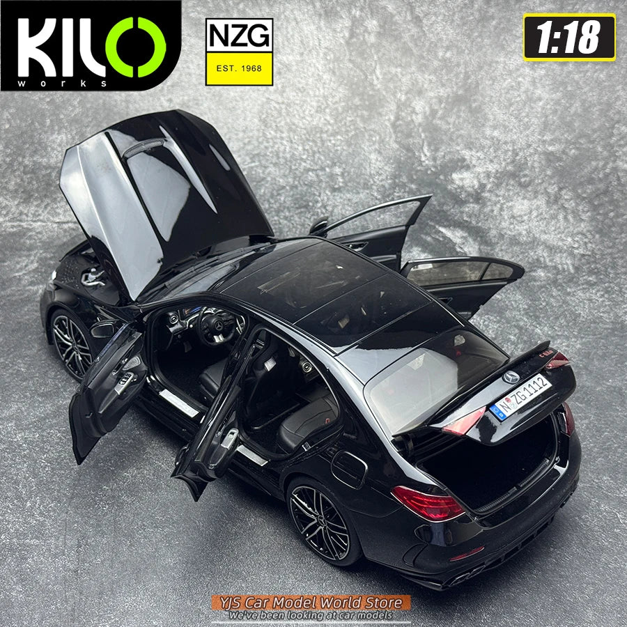 1:18 Mercedes-Benz C63