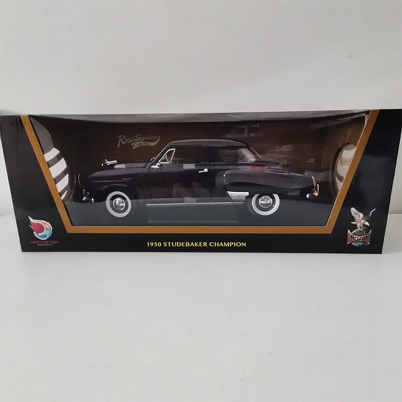 1:18 1950 Studebaker Champion