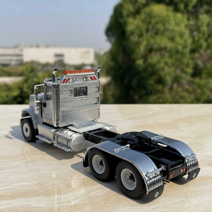 1:50 American Heavy-duty Truck