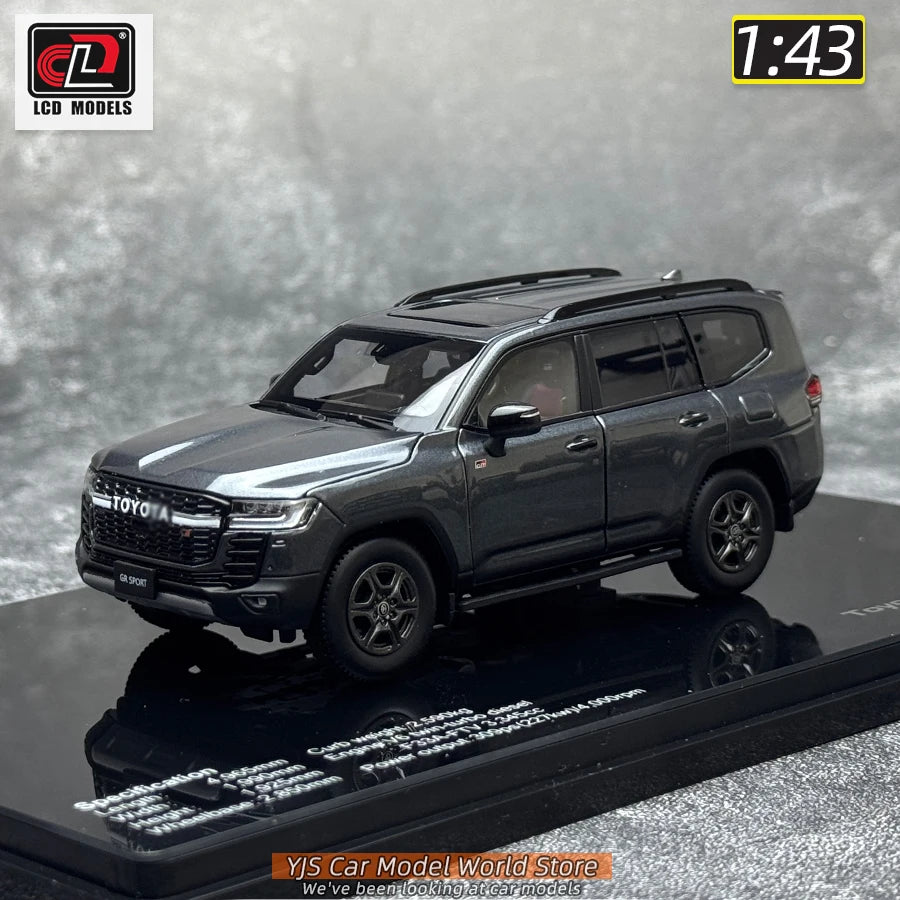 1:43  Toyota Land Cruiser LC300