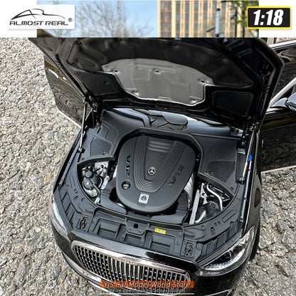 1:18 Mercedes-Benz Maybach S680 2021
