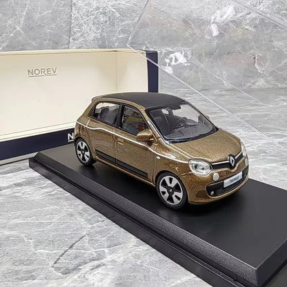 1:43 ‌Renaults Twingo