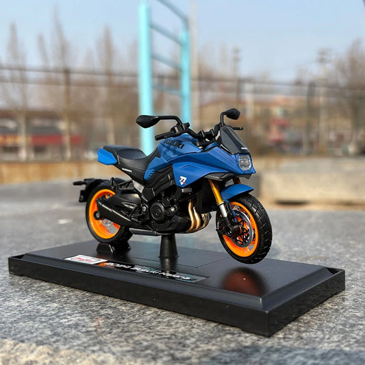 1:18 2024 Suzuki Katana