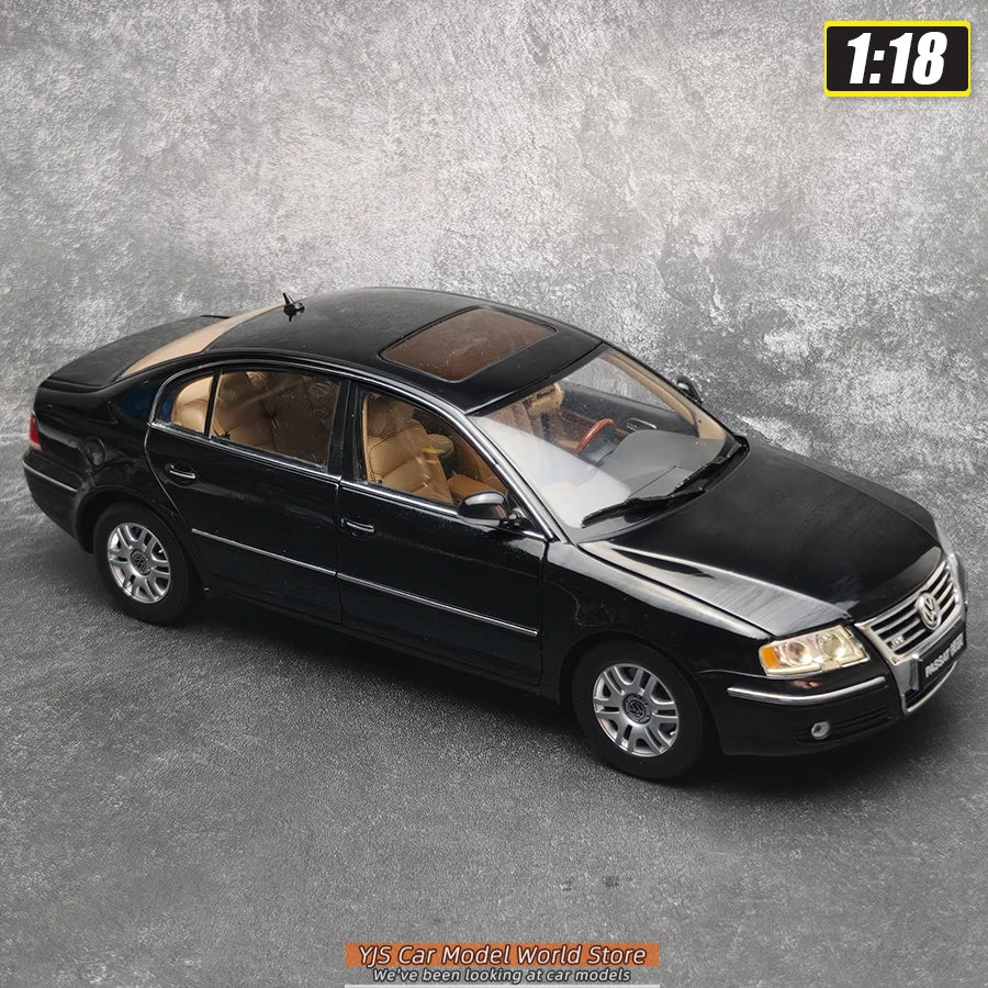 1:18 2006 Volkswagen Passat B5