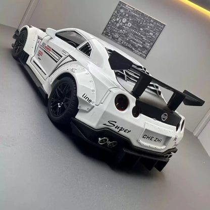 1:24 Nissan GTR
