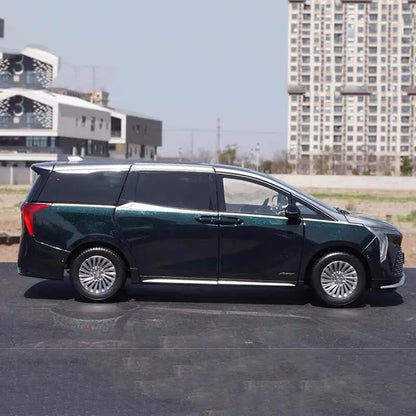 1:18 Buick GL8 Century MPV