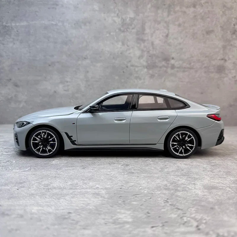 1:18 BMW M440i X DRIVE C4P 2021 OT454