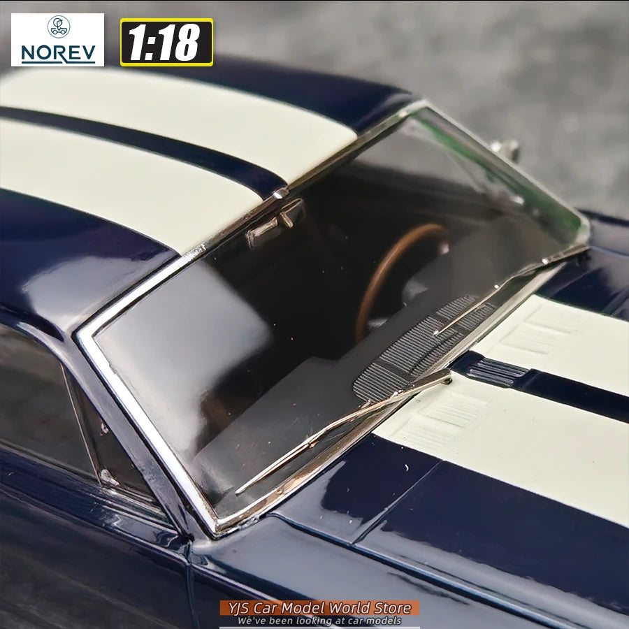 1:18 Ford Mustang Hardtop Coupe