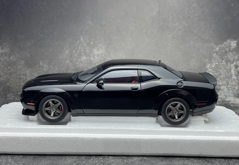 1:18 Dodge SRT SUPER STOCK 2023