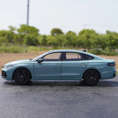 1:18 Volkswagen PASSAT Pro 2024