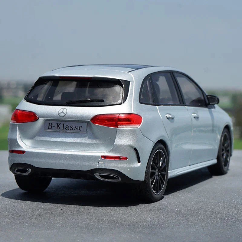 1:18 Mercedes-Benz B-Class B-Klasse MPV