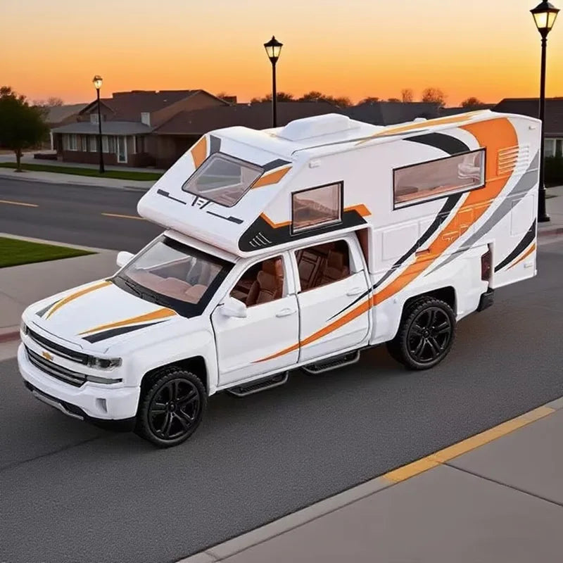 1:32 Chevrolet  Silverado Pickup RV