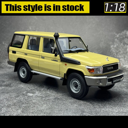 1:18 Toyota Land Cruiser 76 2017 LC76