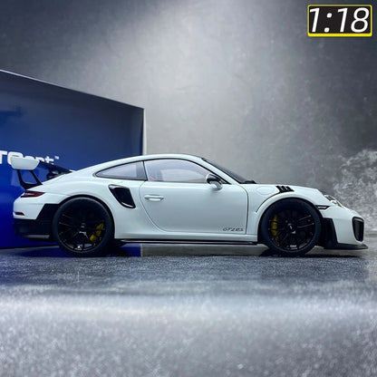 1:18 Porsche 911 (991.2) GT2 RS