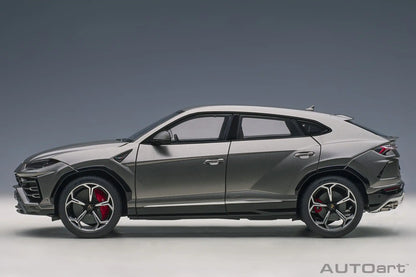 1:18 LAMBORGHINI URUS