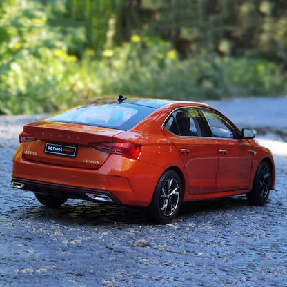 1:18 SKODA Octavia PRO