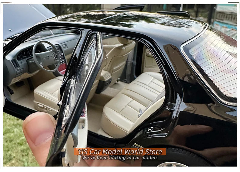 1:18 Lexus LS400