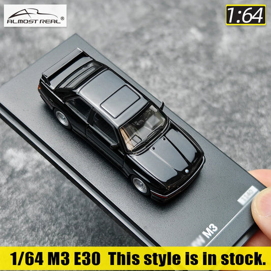 1:64 BMW M3 E30