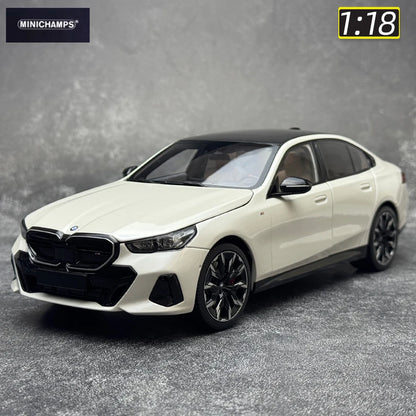 1:18 BMW i5 2023