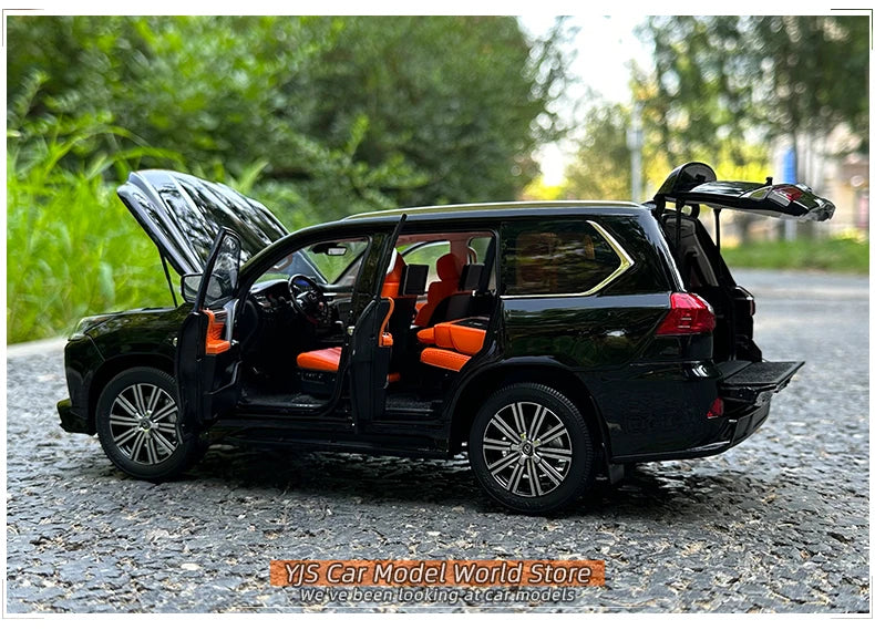 1:18 Lexus LX570