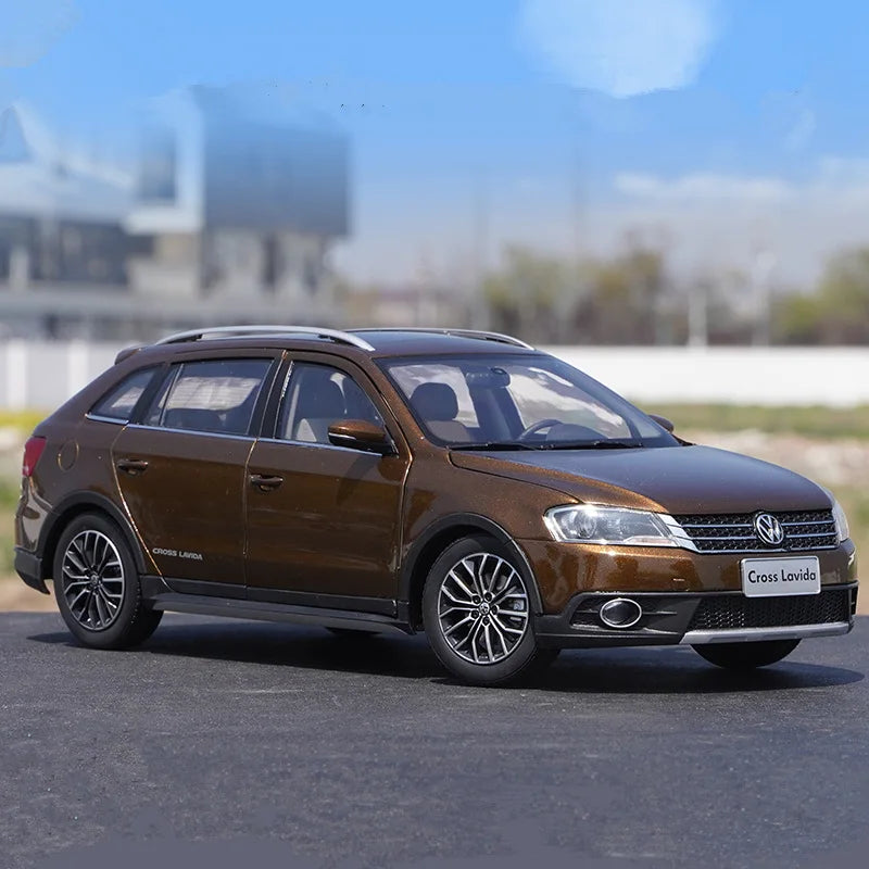 1:18 Volkswagen Cross Lavida 2016