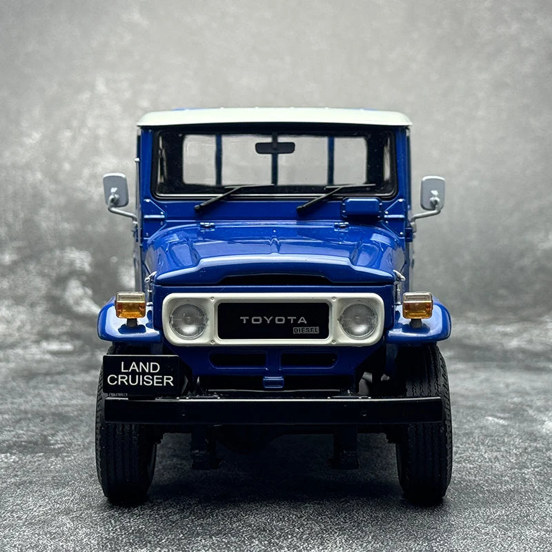 1:18 Toyota Land Cruiser LC40