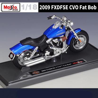 1:18 Harley 2009 FXDFSE CVO Fat Bob
