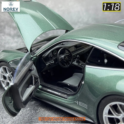 1:18 Porsche 911 S/T 2023