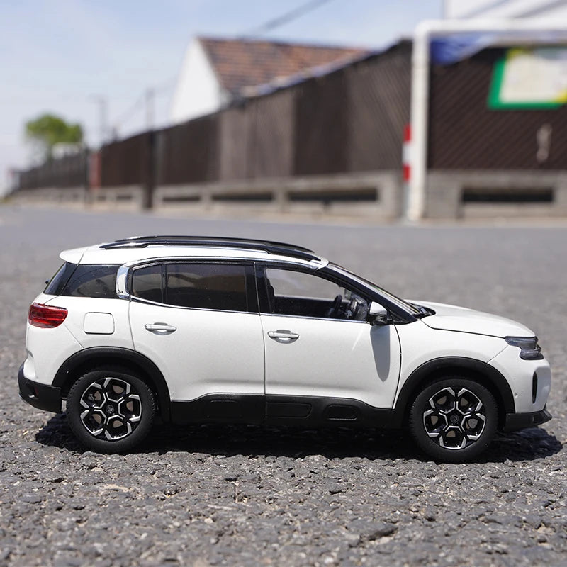 1:18 Citroen C5 AIRCROSS