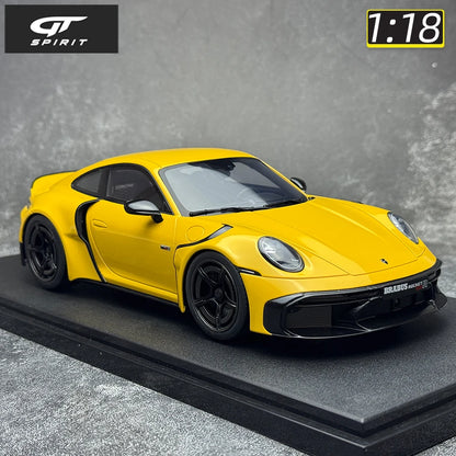 1:18 Porsche 911 900 R 2023