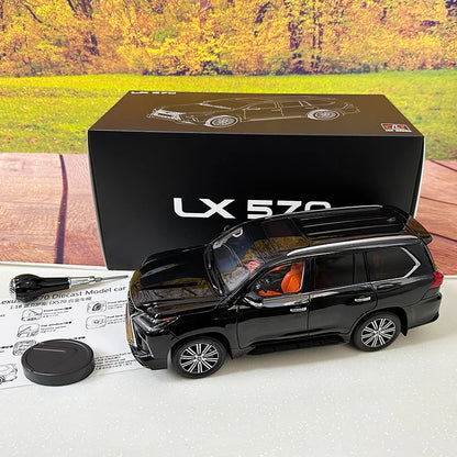 1:18 Lexus LX570