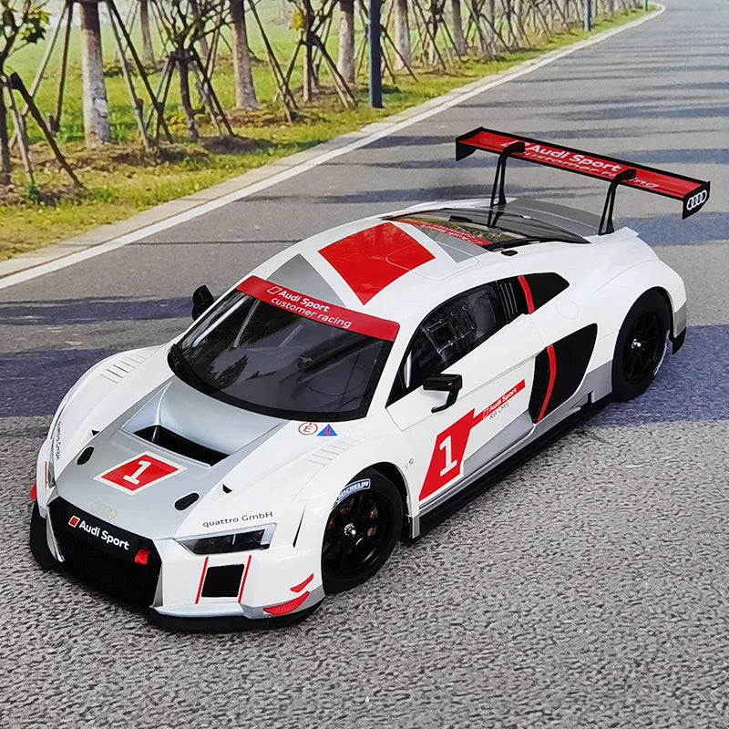 1:18 Audi R8 LMS PLAIN COLOR VERSION