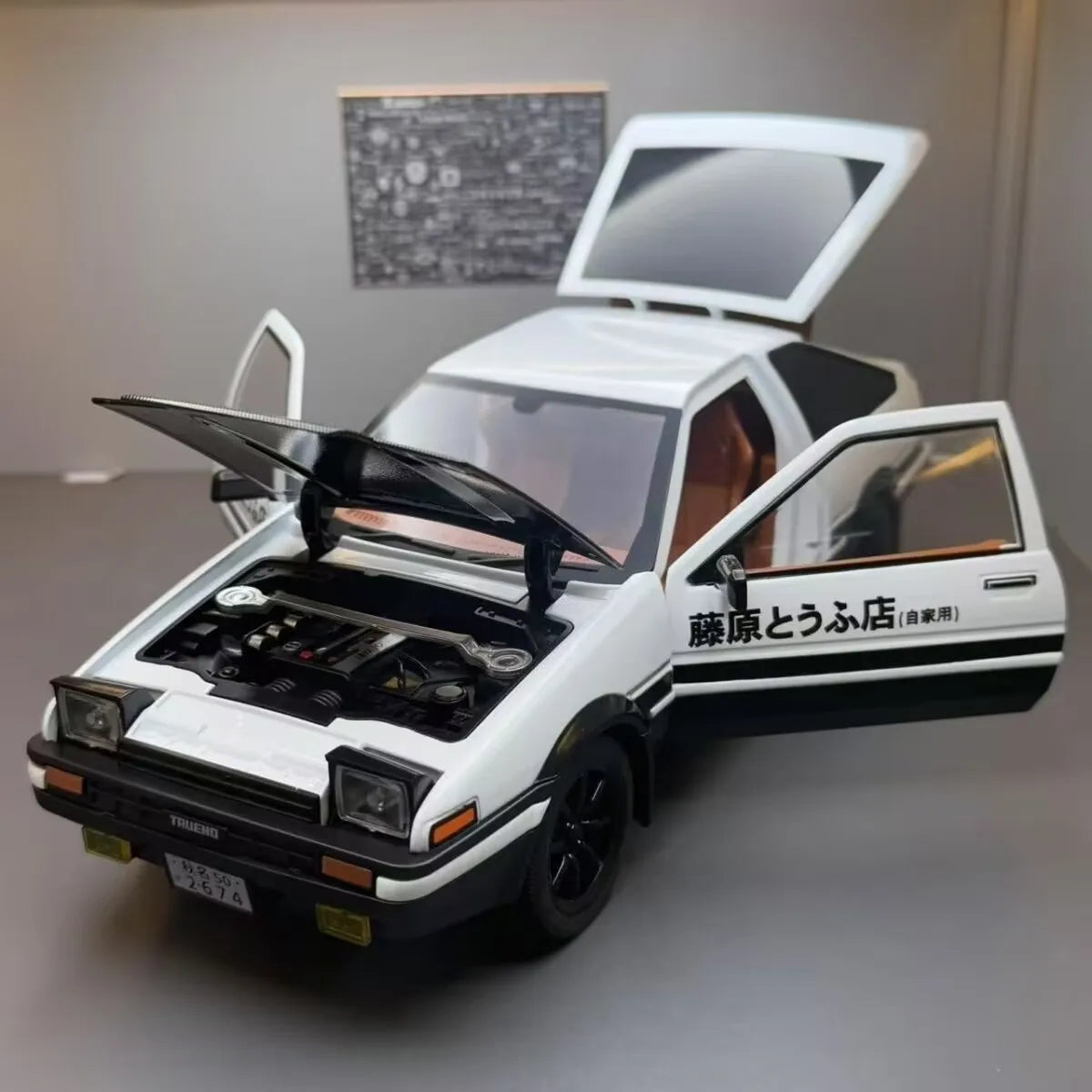 1:18 Movie Car INITIAL D AE86