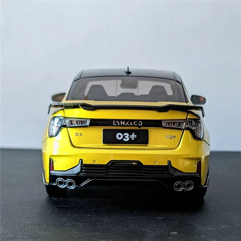 1:18  LYNK&CO 03+