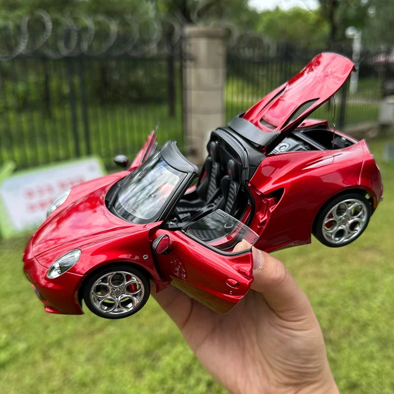 1:18 Alfa Romeo 4c