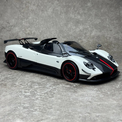 1:18 Pagani Zonda Cinque Roadster 2009