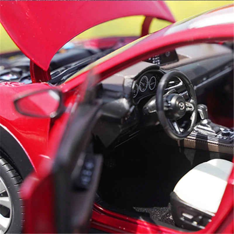 1:18 MAZDA CX-30