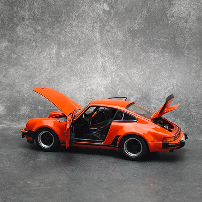 1:18 Porsche 911 Turbo 3.0 (930)