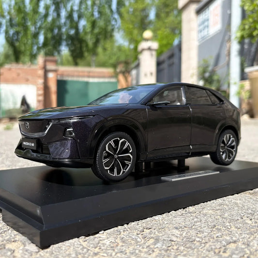 1:18 Mazda EZ-60 EZ60