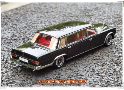 1:18 Mercedes-Benz Pullman MB 600