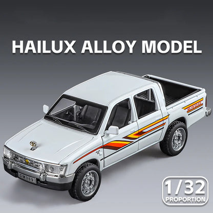 1:32 Toyota Hilux Pickup