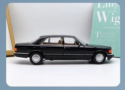 1:18 Mercedes-Benz S560 W126