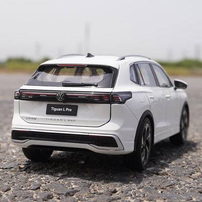 1:18 2025 VW Tiguan L PRO