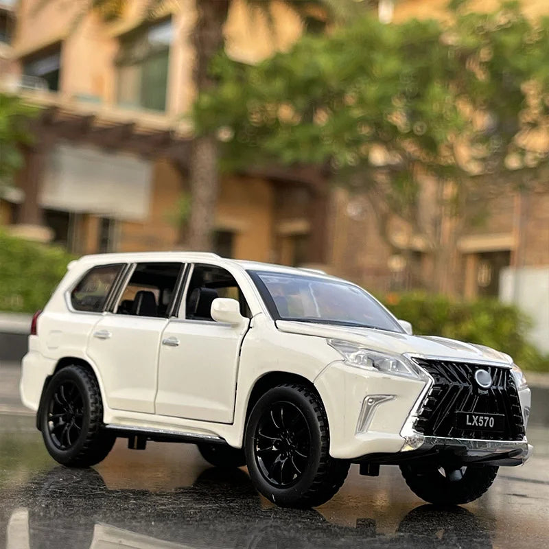 1:32 Lexus LX570