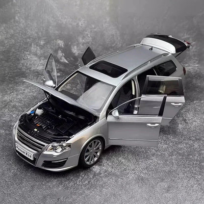 1:18 Volkswagen Passat Estate R36