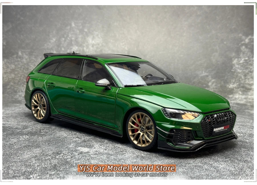1:18 Audi RS4