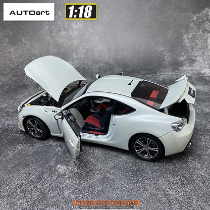 1:18 Toyota 86GT