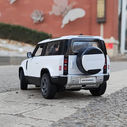1:24 Land Rover Defender 90