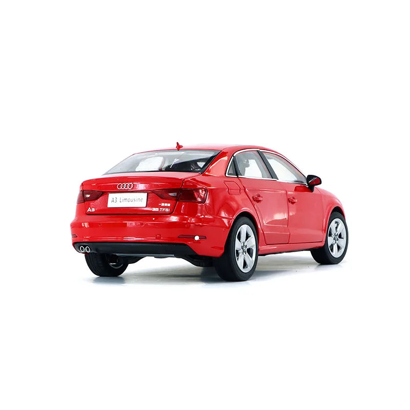 1:18 AUDI A3 Limousine 2015
